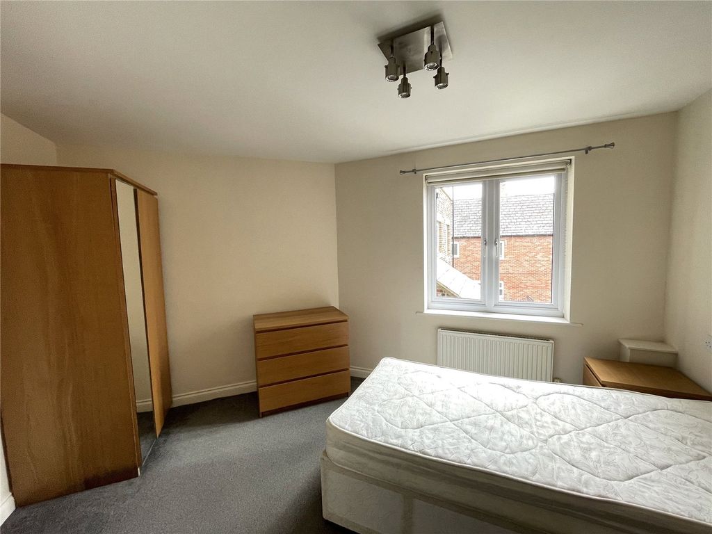 2 bed flat for saleBoste Crescent, Durham DH1 photo 4