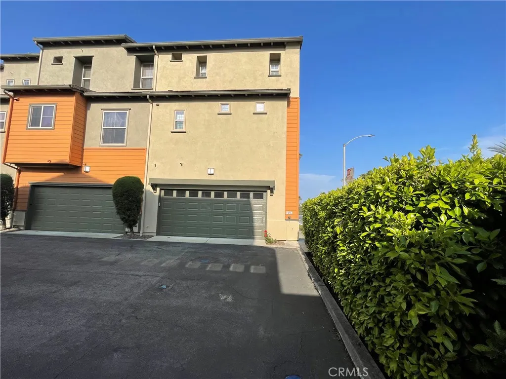 7691 Creole Place Unit 6, Rancho Cucamonga, CA 91739