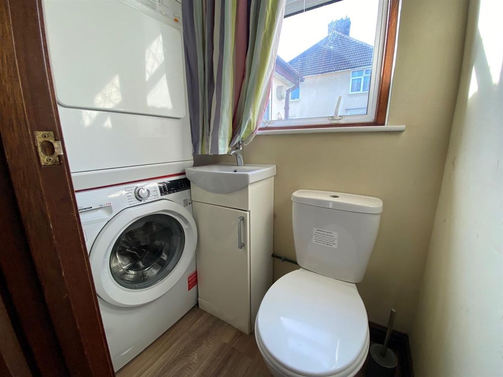 Additional image 11 of 4 bed semi-detached house for saleHunters Hall Road, Dagenham RM10