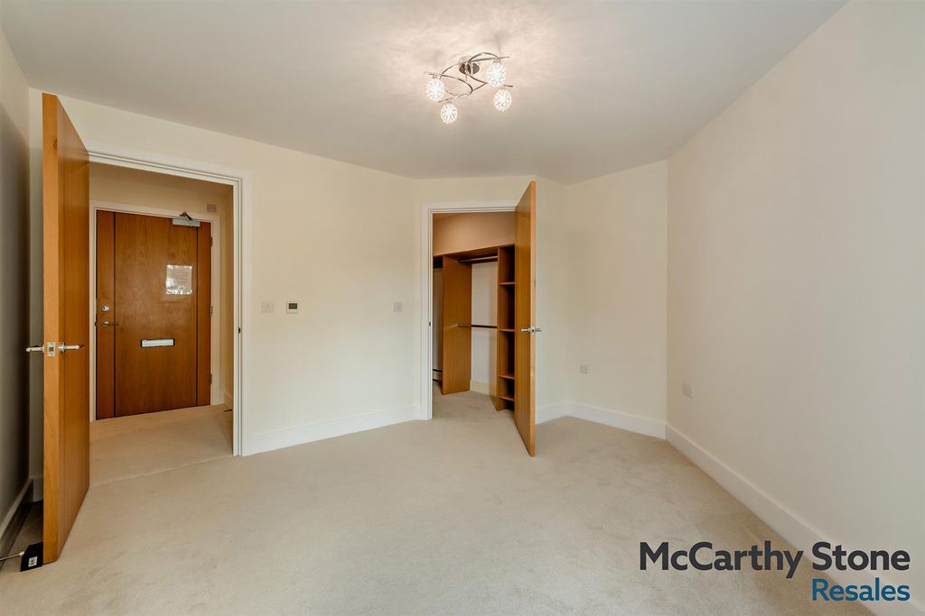 Additional image 8 of 1 bed flat for saleHolmes Place, Crowborough TN6