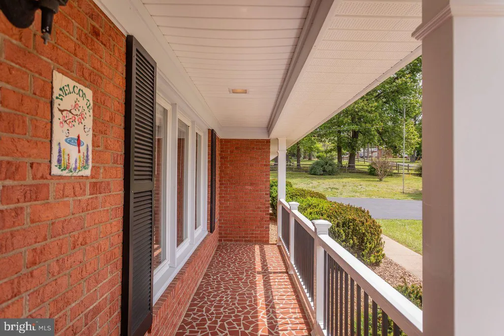 255 Verbena Road, Shenandoah, VA 22849