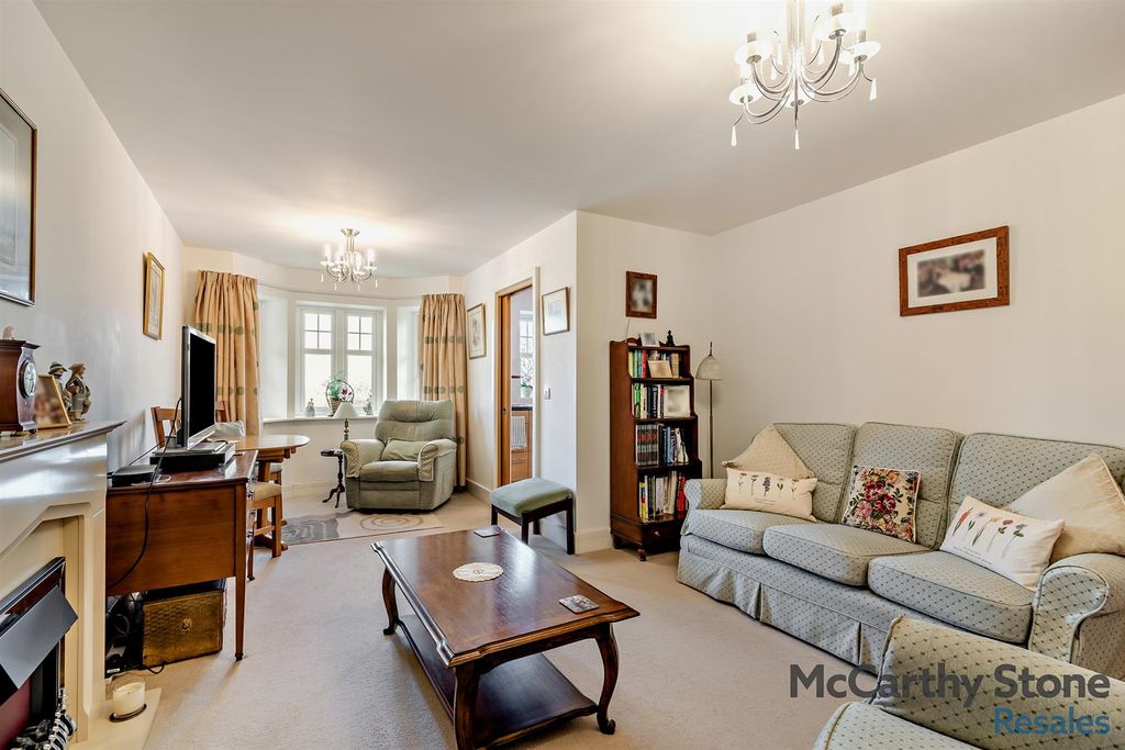 Additional image 3 of 1 bed flat for saleHolmes Place, Crowborough TN6
