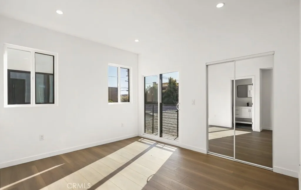 Additional image 41 of 1733 S New Hampshire Ave, Los Angeles, CA 90006