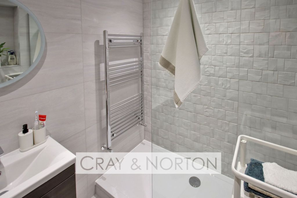Additional image 9 of 3 bed flat for saleWard Close, South Croydon CR2