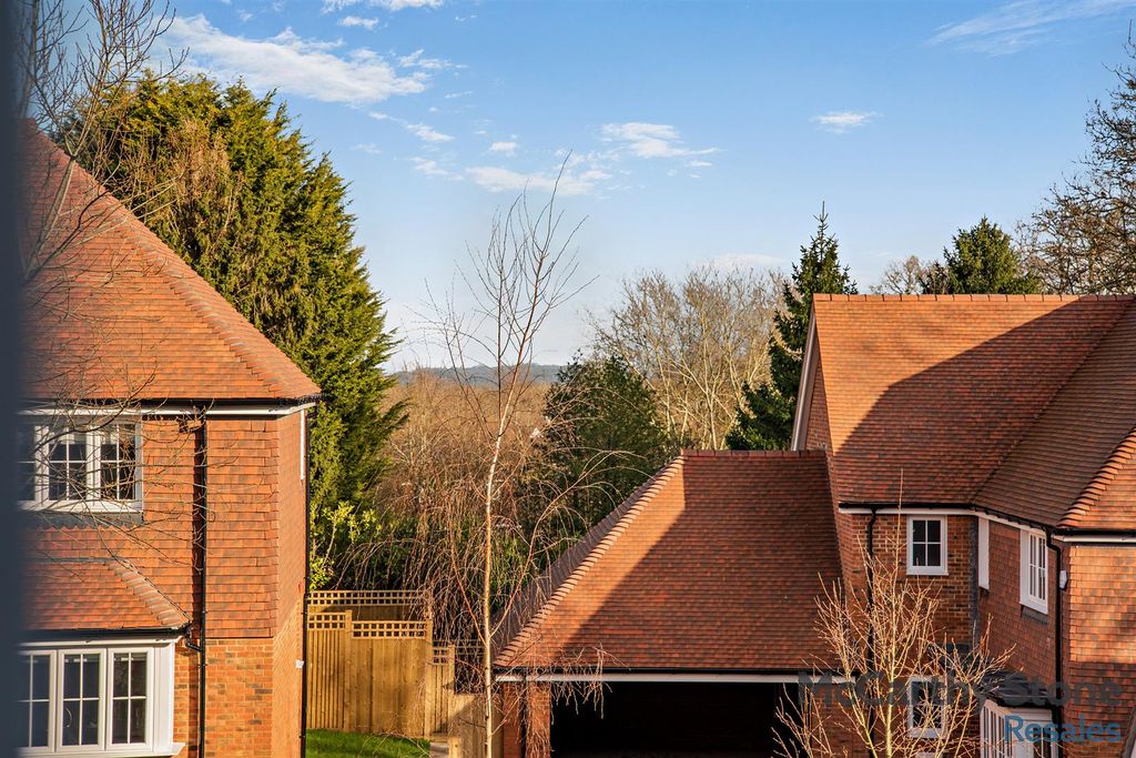 Additional image 11 of 1 bed flat for saleHolmes Place, Crowborough TN6