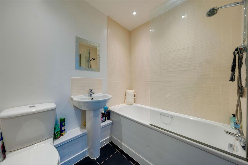Additional image 11 of 1 bed flat for saleTanners Close, Crayford DA1