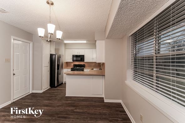 202 Carolyn Drive, Sanger, TX, 76266