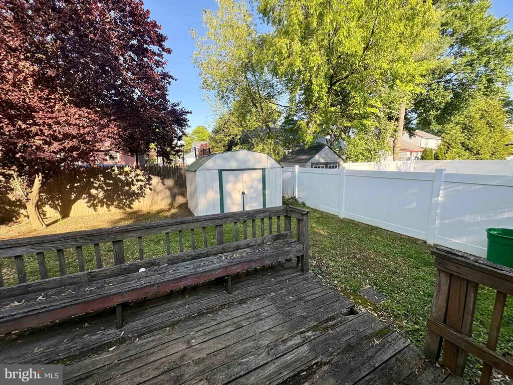 111 Burgundy Court, Wenonah, NJ 08090