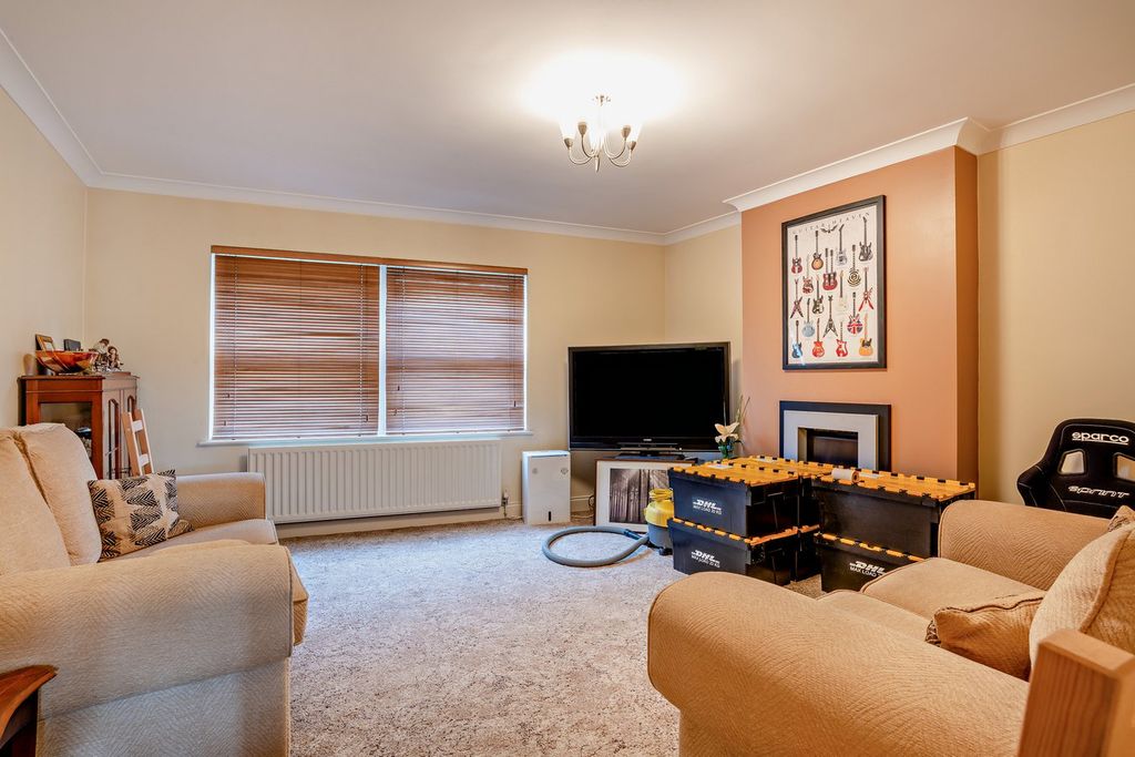 Additional image 5 of 5 bed terraced house for saleCommercial Street, Crook DL15