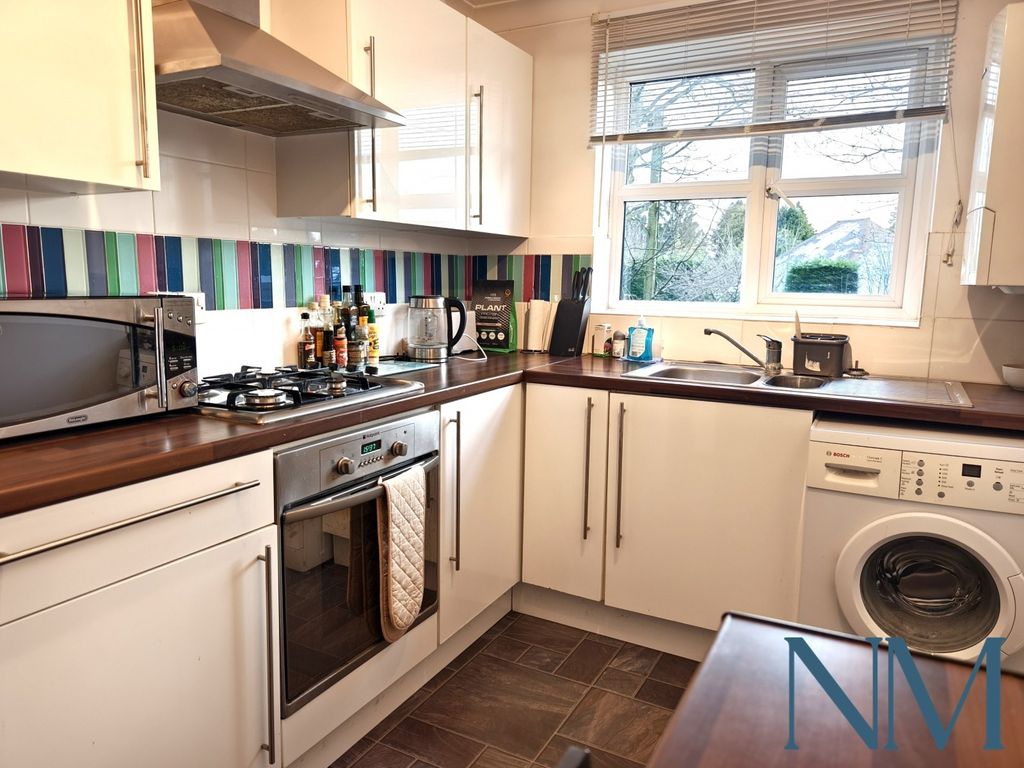 Additional image 4 of 2 bed flat for saleMill Lane, Crowborough TN6