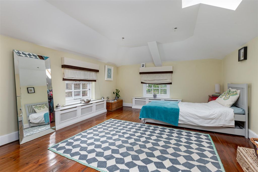 Additional image 14 of 6 bed property for saleConiscliffe Road, Darlington DL3