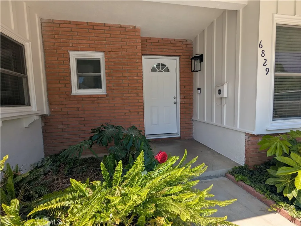 6829 Mclennan Ave, Van Nuys, CA 91406 photo 3