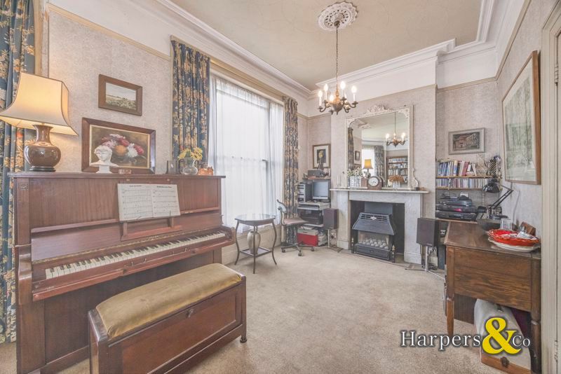 Additional image 3 of 4 bed detached house for saleStation Road, Dartford DA1