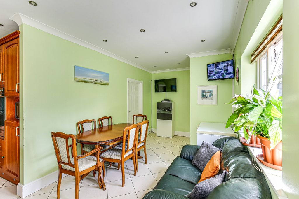 Additional image 5 of 6 bed detached house for saleShaw Crescent, South Croydon CR2
