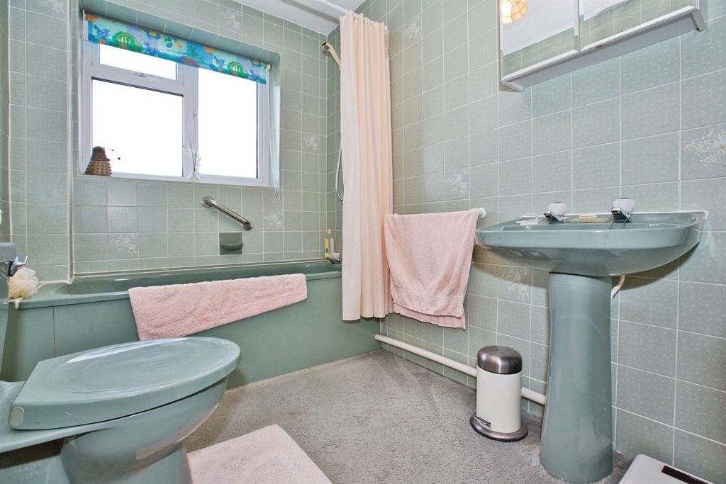 Additional image 9 of 4 bed detached house for saleThe Laurels, Crewkerne TA18