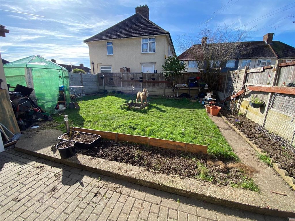 Additional image 21 of 4 bed semi-detached house for saleHunters Hall Road, Dagenham RM10
