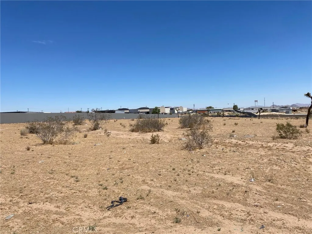 Mesa Street, Hesperia, CA 92345
