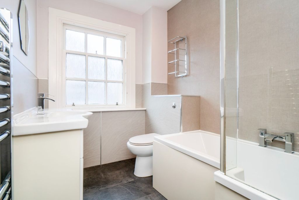 Additional image 10 of 1 bed flat for sale153E High Street, Dalkeith, Midlothian EH22