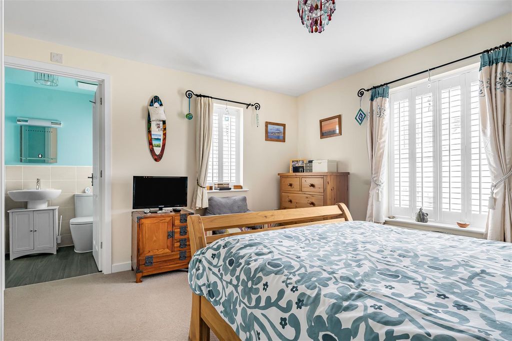 Additional image 15 of 4 bed property for saleCambridge Way, Cullompton EX15