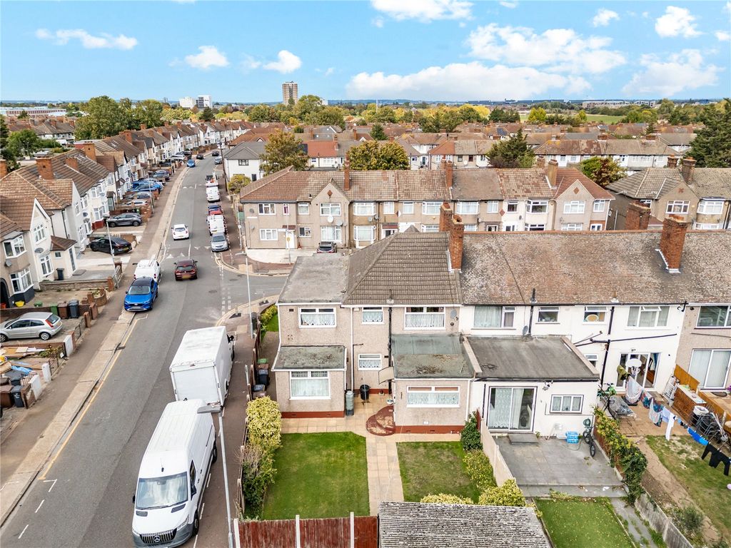 Additional image 29 of 5 bed end terrace house for saleSecond Avenue, Dagenham RM10