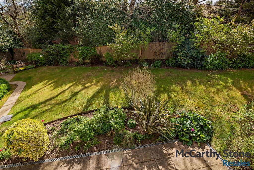 Additional image 3 of 1 bed flat for saleHolmes Place, Crowborough Hill, Crowborough TN6