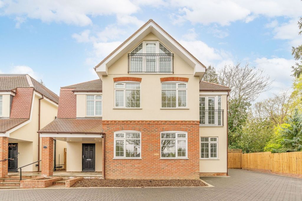 7 bed detached house for saleAddiscombe Road, Croydon CR0