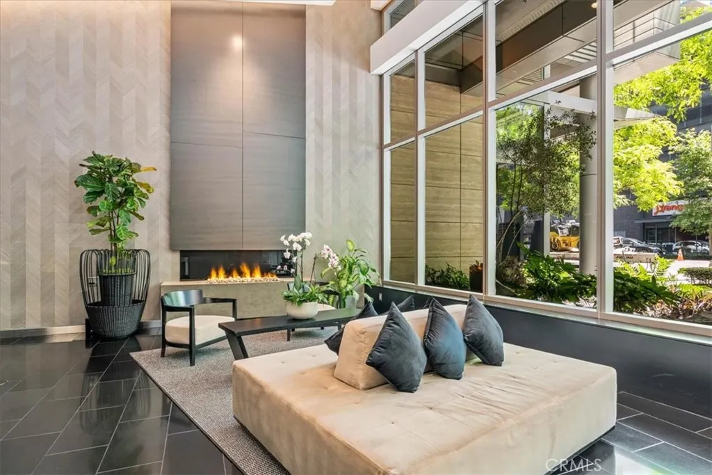 Additional image 3 of 1155 S Grand Ave Unit 426, Los Angeles, CA 90015