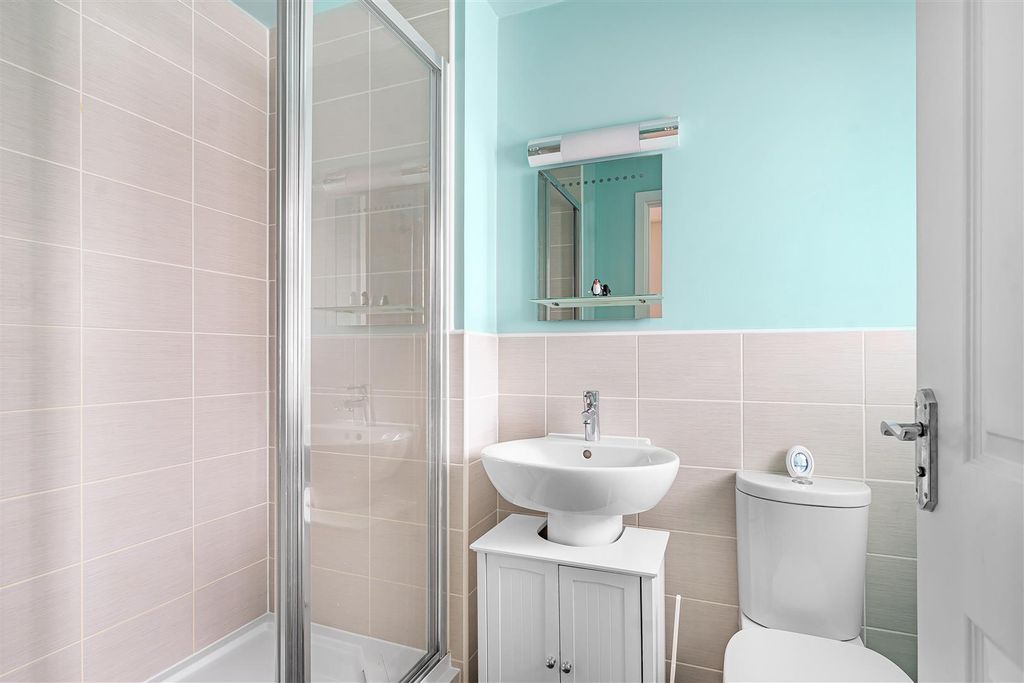 Additional image 16 of 4 bed property for saleCambridge Way, Cullompton EX15