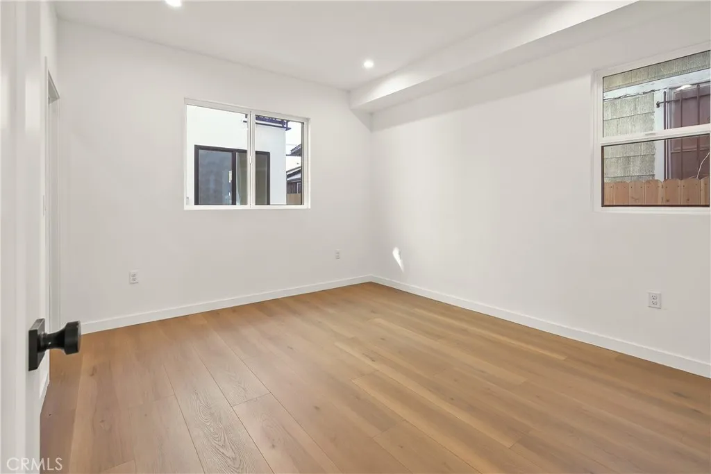 Additional image 13 of 1733 S New Hampshire Ave, Los Angeles, CA 90006