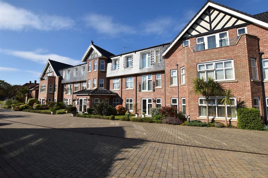 2 bed flat for saleBarclay Mews, Cromer NR27