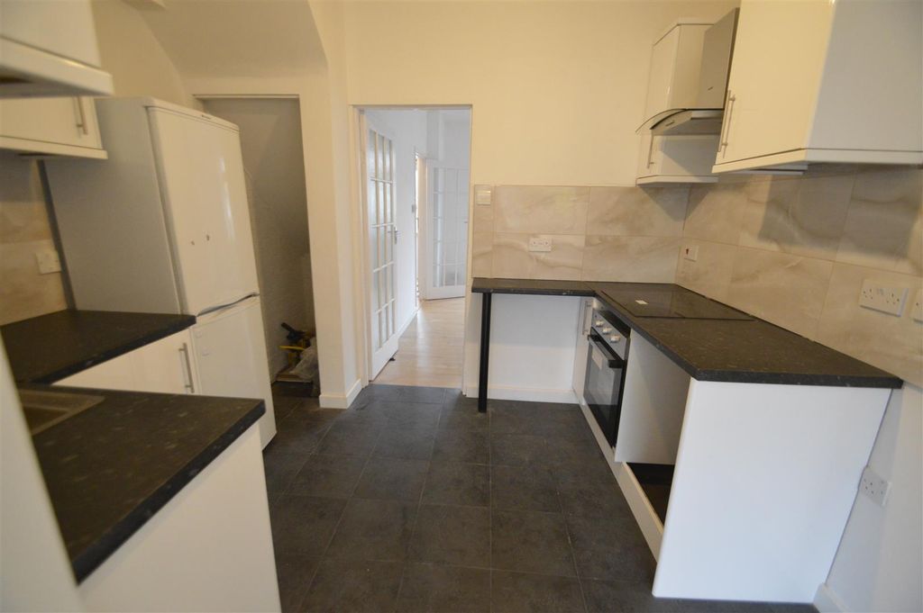 Additional image 5 of 2 bed terraced house for saleHaresfield Road, Dagenham RM10
