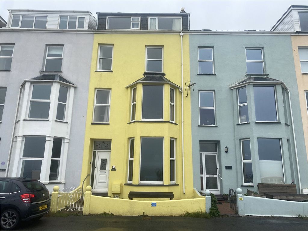 7 bed terraced house for saleMarine Terrace, Criccieth, Gwynedd LL52