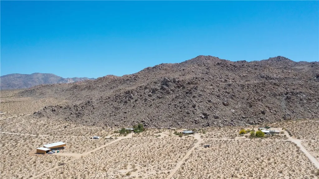 Wolfe Rd, 29 Palms, CA 92277