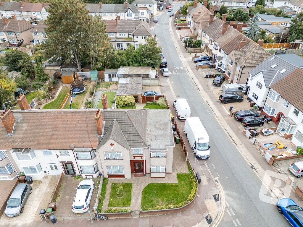 Additional image 32 of 5 bed end terrace house for saleSecond Avenue, Dagenham RM10