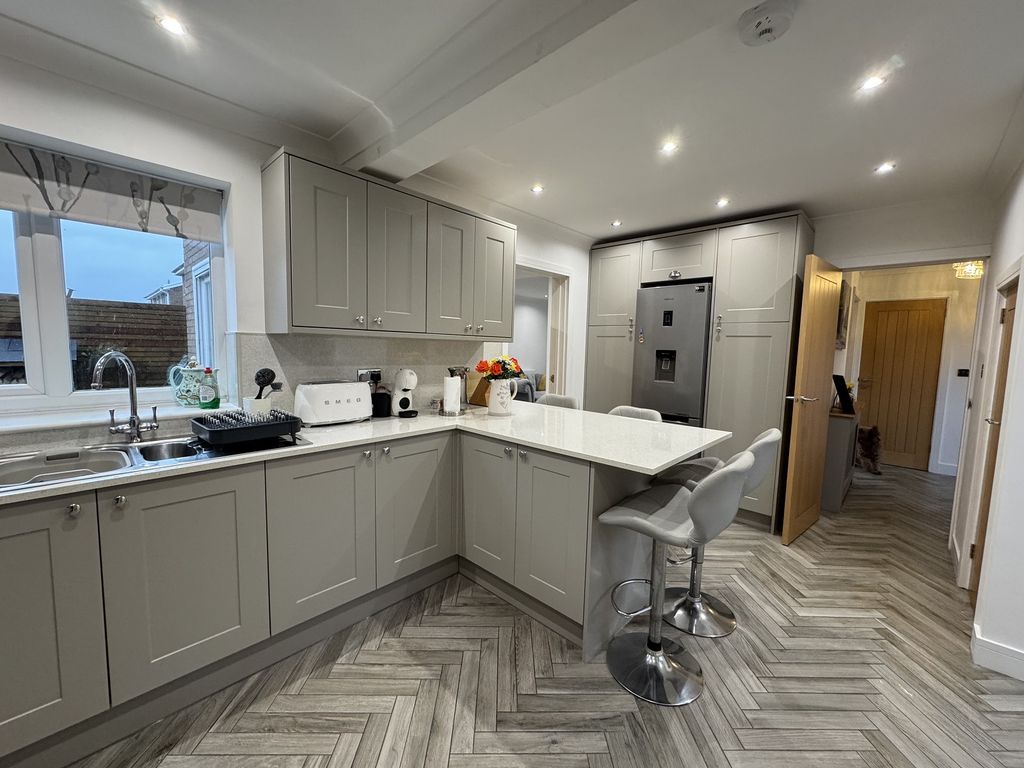 4 bed detached house for salePencommin, Llangynidr, Crickhowell, Powys. NP8 photo 4