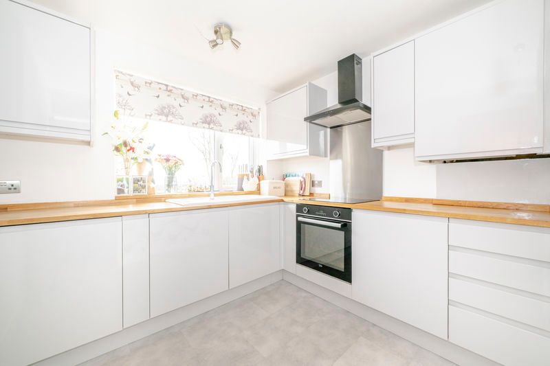Additional image 3 of 2 bed flat for saleSwaylands Avenue, Crowborough TN6