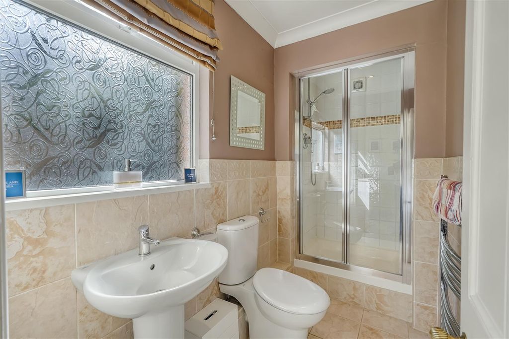 Additional image 16 of 5 bed end terrace house for saleWoodland Road, Darlington DL3