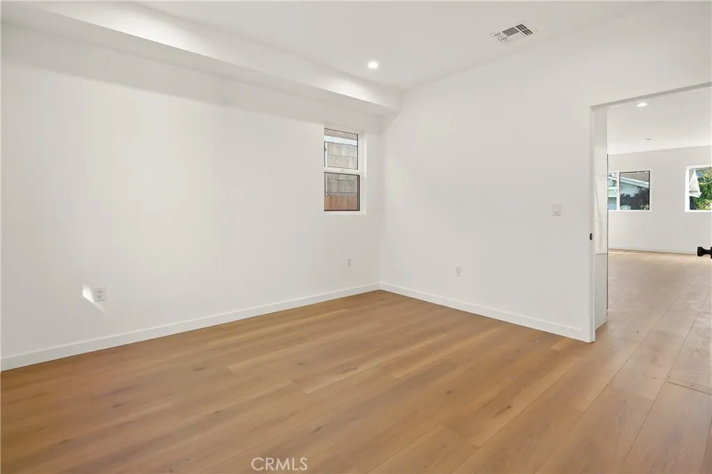 Additional image 50 of 1733 S New Hampshire Ave, Los Angeles, CA 90006