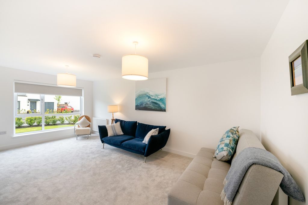 Additional image 3 of 4 bed detached house for saleJura Way, Crieff PH7