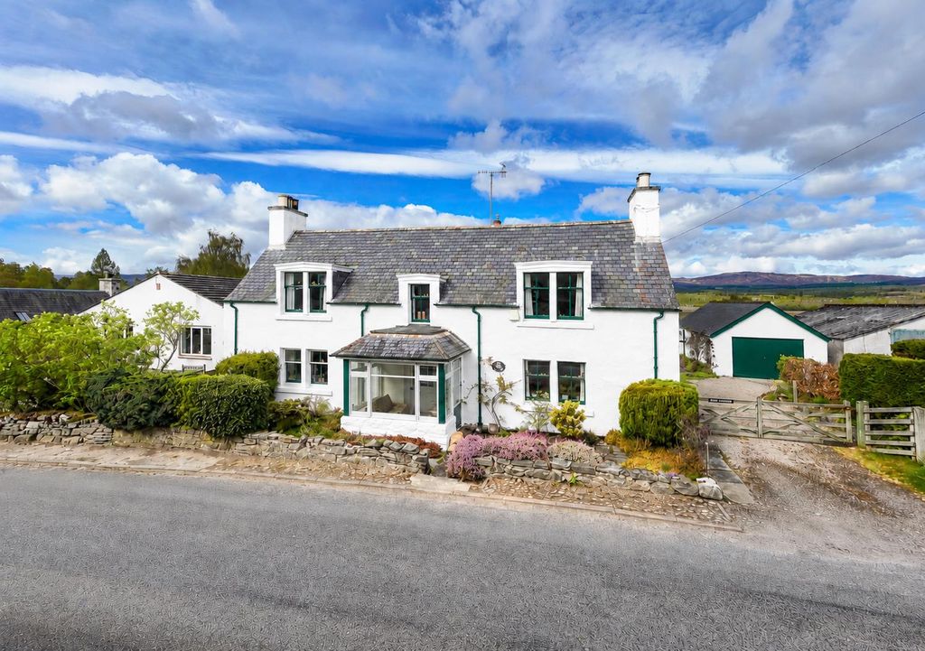 3 bed detached house for saleRose Cottage, Insh, Kingussie PH21