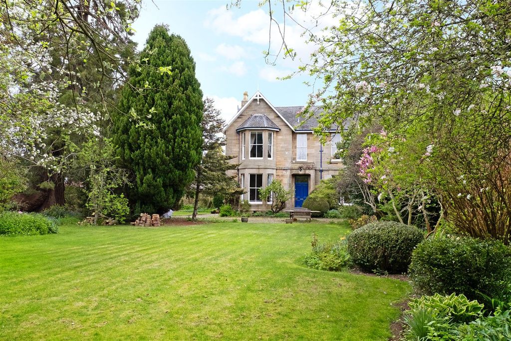 4 bed detached house for saleCrawley House, Station Road, Springfield KY15