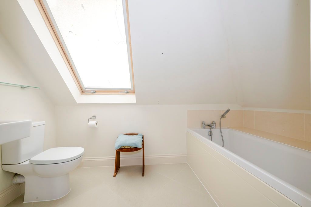 Additional image 14 of 2 bed flat for saleBeacon Gardens, Crowborough TN6