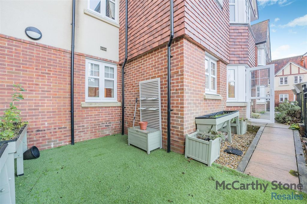 Additional image 25 of 2 bed flat for saleHolmes Place, Crowborough TN6