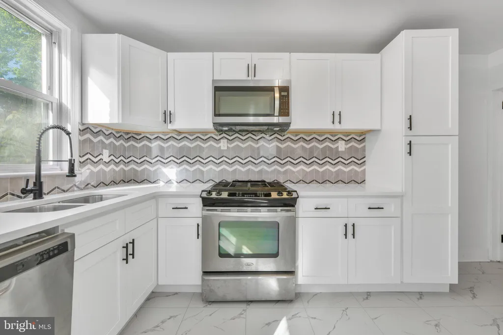 Additional image 4 of 921 Pitman Avenue, Darby, PA 19023