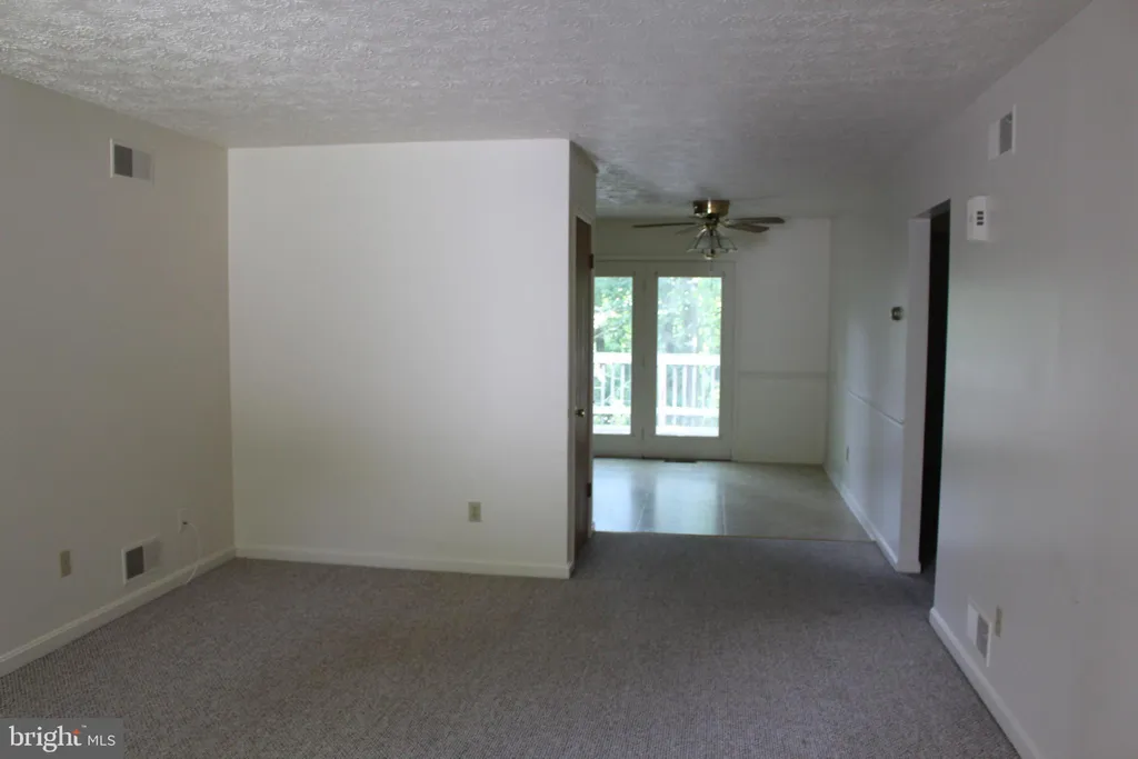 Additional image 3 of 2992 Herrlyn Court, Dallastown, PA 17313