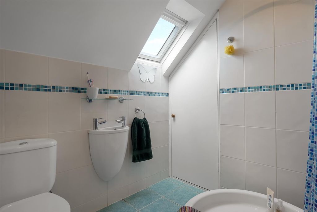 Additional image 18 of 6 bed town house for saleUplands Road, Darlington DL3