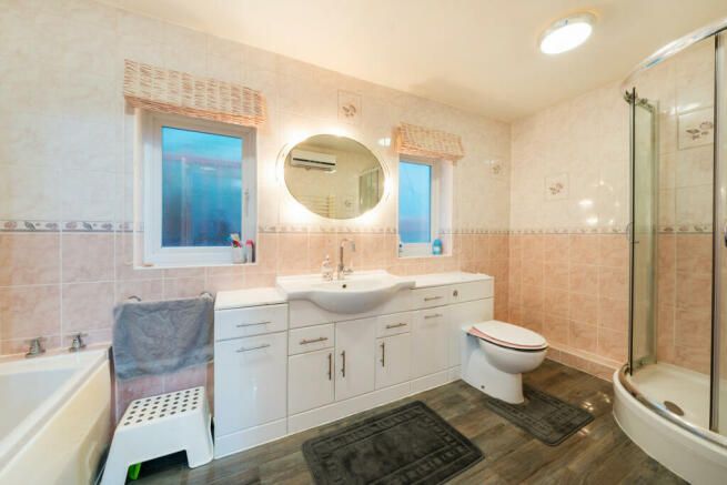 Additional image 14 of 4 bed detached house for saleBench Field, South Croydon CR2