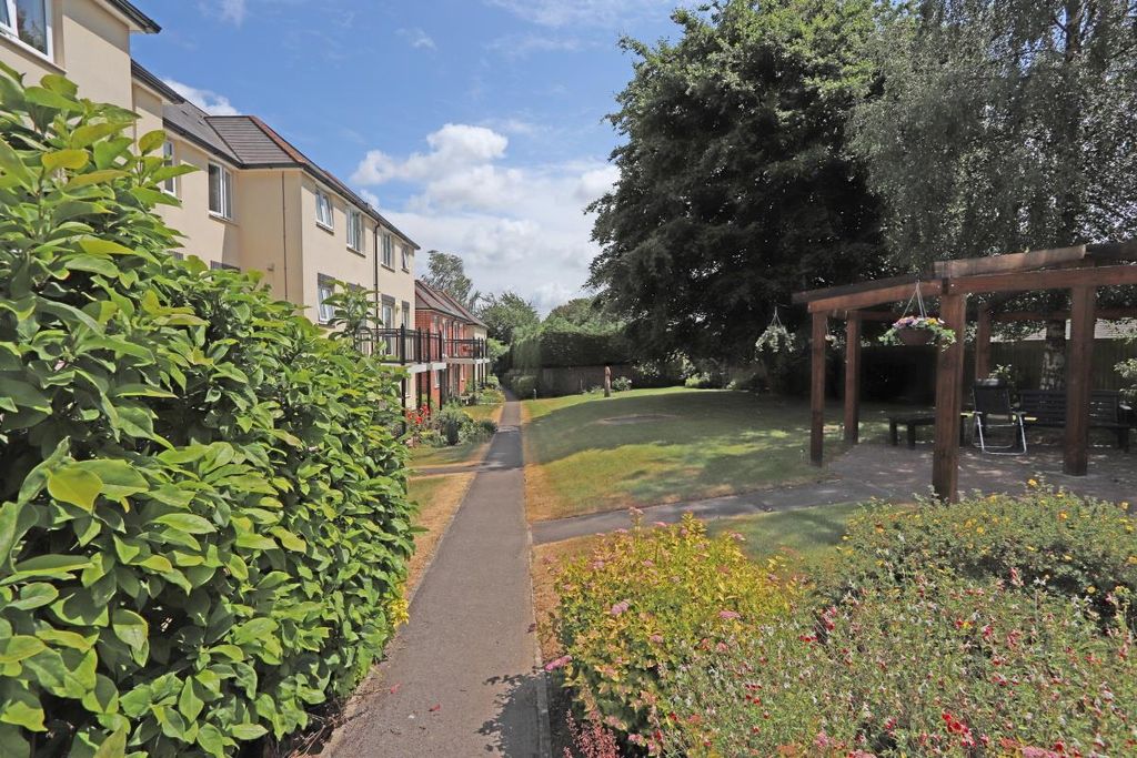 Additional image 12 of 1 bed flat for saleHigh Street, Cullompton EX15