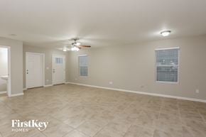 8303 THOR STREET, JACKSONVILLE, FL, 32216 photo 2
