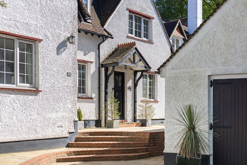 Additional image 12 of 5 bed detached house for saleBeech Avenue, South Croydon CR2